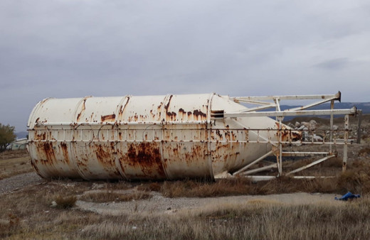 Denizli'de vinç ve tır kiralayıp 5 tonluk siloyu çalan zanlı tutuklandı!