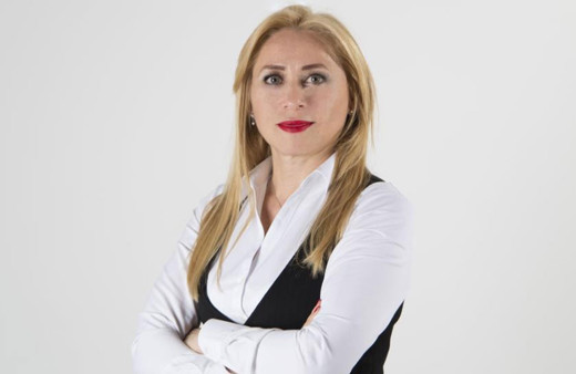 Uzmanından uyarı: Kalıcı makyaj herkese uygun değil!