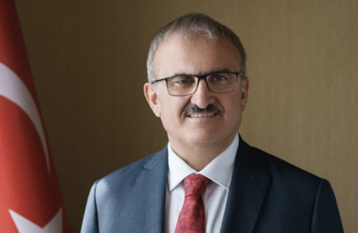 Münir Karaloğlu kimdir, aslen nereli, yaşı kaç? Diyarbakır Valisi Münir Karaloğlu eşi kimdir?