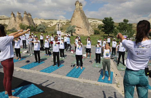 Nevşehir'de Hindistan'ın Ankara Büyükelçiliğince yoga etkinliği düzenlendi