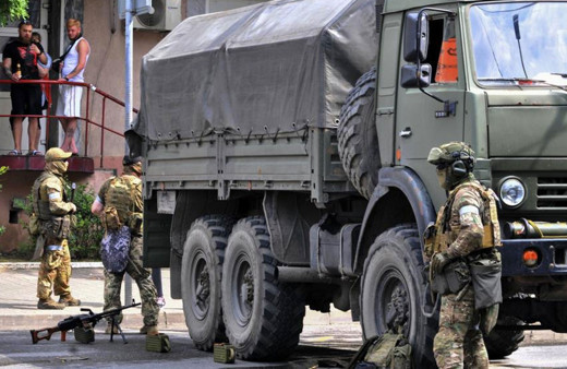 İsyan eden Wagner savaşçıları Rostov sokaklarında! Zırhlı araçlar nöbet tutuyor dikkat çeken görüntüler