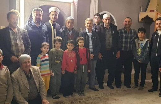 Antalya'daki bu caminin cemaati 30 yıldır imam bekliyor!