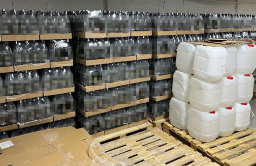 Edirne'de 26 bin 300 litre sahte içki ele geçirildi!