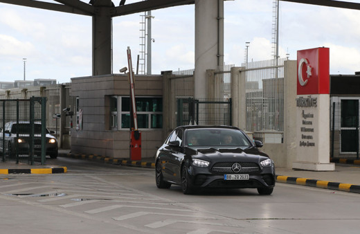 Gurbetçilerin bayram tatili için yurda gelişleri sürüyor