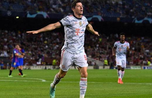 Ünlü futbolcuların tatil için tercihi Antalya oldu