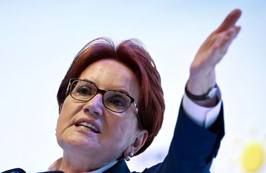 Bomba Meral Akşener kulisi! CHP'den 4 Büyükşehir'i istiyor! Muhalifleri nasıl biçti?