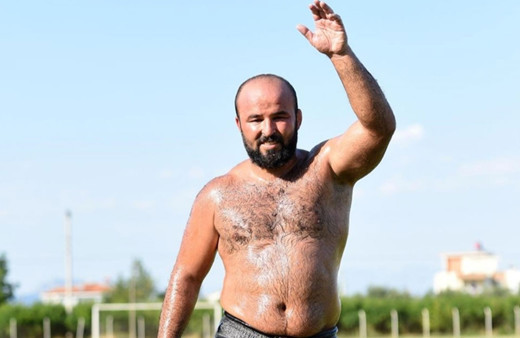 Türkiye Yağlı Güreş Ligi'nde başpehlivan Orhan Okulu zirvede!