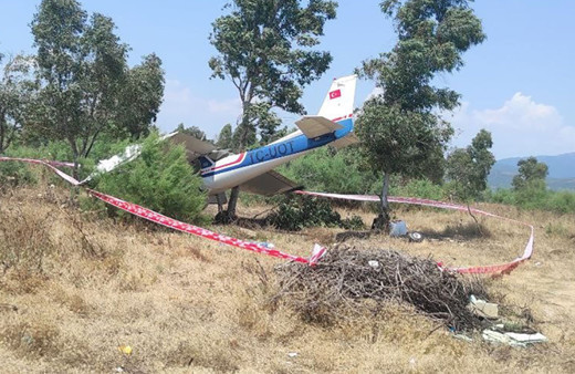 Son dakika haberi... İzmir'de özel eğitim uçağı düştü!