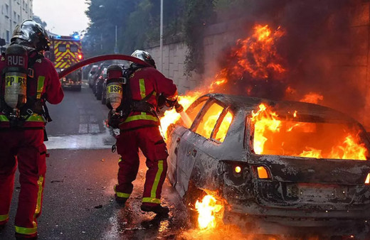 Fransa'da ortalık karıştı: Soğaka çıkma yasağı ilan edildi!