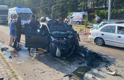 Isparta'da feci kazada ortalık savaş alanına döndü! Ölü ve yaralılar var