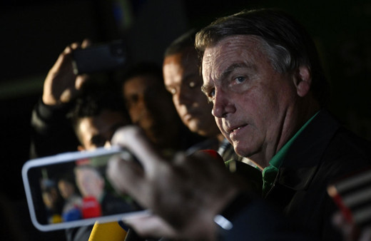 Brezilya'da eski Devlet Başkanı Bolsonaro'ya 8 yıl siyasi yasak!