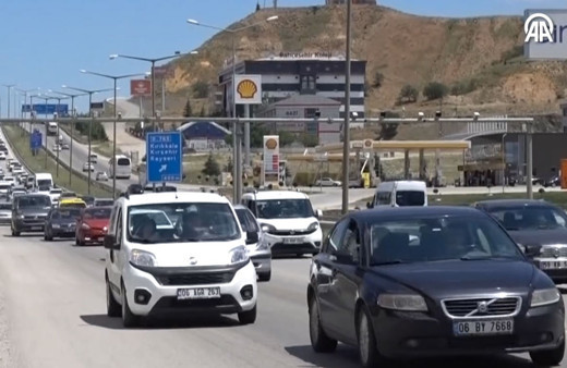 "Kilit kavşak" Kırıkkale'de trafik yoğunluğu yaşanıyor!