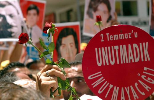 Madımak olaylarında ölenler anılacak! İşte Sivas ve İstanbul'daki anma programları...