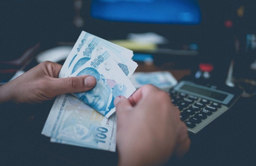 Memur ve emekli zammı ile ilgili son dakika kulis bilgisi! En düşük emekli maaşı 8.500 TL! Kademeli zamda kim ne kadar alacak?