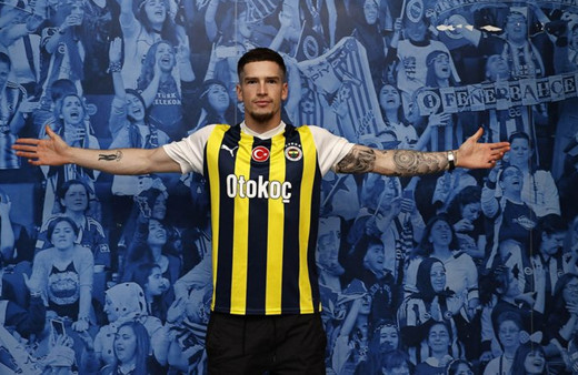 Fenerbahçe, Ryan Kent'le 4 yıllık sözleşme imzaladı