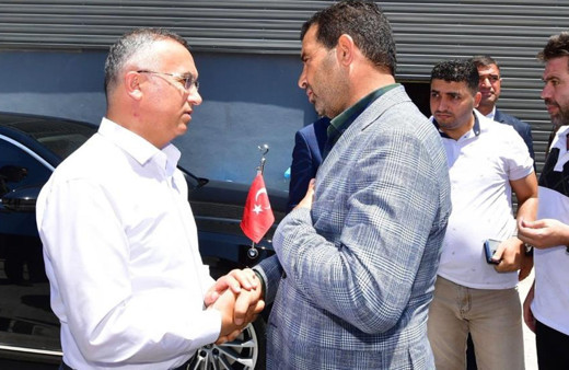 Tek teselli can kaybı olmaması! Gaziantep'te yanan fabrikada oluşan maddi zarar dudak uçuklattı