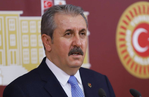 Mustafa Destici'den İsveç'e sert tepki: Türkiye'den Kesinlikle NATO vizesi almamalıdır