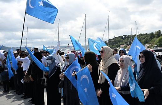 Çin'in İstanbul Başkonsolosluğu önünde Urumçi eylemi