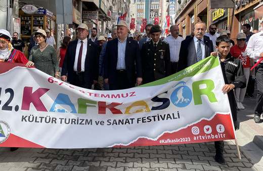 42. Kafkasör Kültür, Turizm ve Sanat Festivali başladı