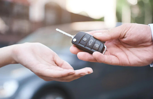 Resmi Gazete'de yayımlandı! İkinci el araçlar sıfır fiyatından yükseğe satılamayacak: Kısıtlamaya uymayana büyük ceza