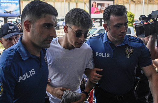 Uçağa götürülüşü olay oldu: Arda Güler resmen Real Madrid'te! İşte Fenerbahçe'nin kasasına girecek dev rakam...