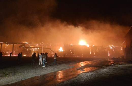 Van'da korkutan yangın! Rüzgarın etkisiyle yayıldı, 3 saat sonra kontrol altına alındı