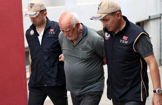 Adana'da terör operasyonunda yakalanan 3 şüpheli sınır dışı edildi