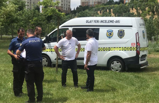 Başakşehir'de 18 yaşındaki genç parkta ölü bulundu