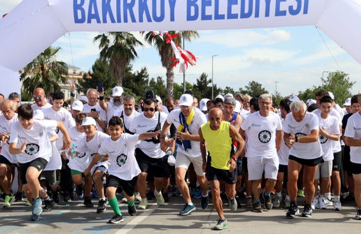 Uluslararası Srebrenitsa Boşnak Soykırımı Anma Koşusu, Yeşilköy'de gerçekleştirildi