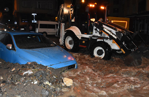 Ordu’da sağanak sonrası heyelan yaşandı! Hepsi toprak altında kaldı