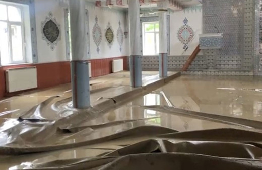 Zonguldak'ta bir cami sular altında kaldı!