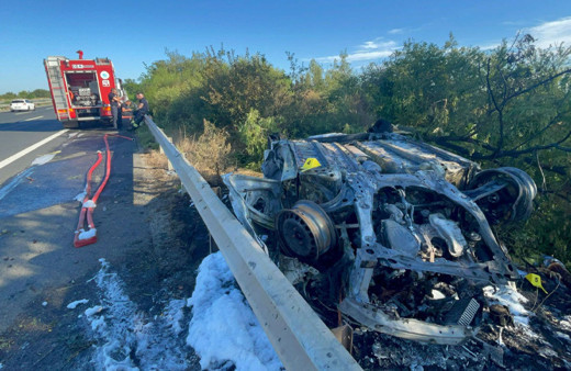 Tekirdağ'da kaza yapan otomobil yandı, sürücüsü öldü!