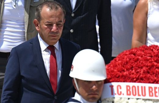 Bolu Belediye Başkanı Tanju Özcan Anıtkabir'i ziyaret etti!Anıtkabir Özel Defteri'ne bakın ne yazdı