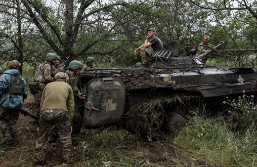 Avustralya Başbakanı, Ukrayna'ya ilave 30 zırhlı askeri araç gönderecek