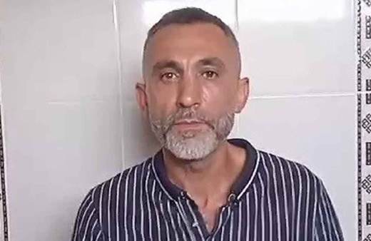 Sokak ortasında dehşet! Arkadaşını satırla yaraladı, sözleri şoke etti: "Yanlış anlaşılma oldu"