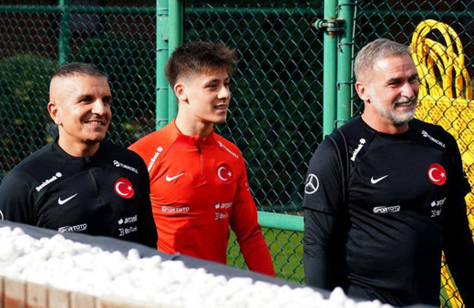 Stefan Kuntz'dan Arda Güler'e övgü dolu sözler! "Bir futbol tanrısı gibi, yeni Messi gibi' davranılacak"