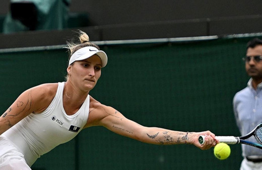 Wimbledon'da tek kadınlarda ilk finalist Vondrousova