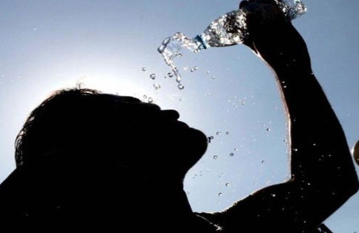 Sakın bu saatlerde denize girmeyin! 44 derece olacak Meteoroloji uzmanı uyardı