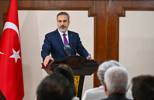 Hakan Fidan: Dünyayı FETÖ'ye dar etmeye devam edeceğiz