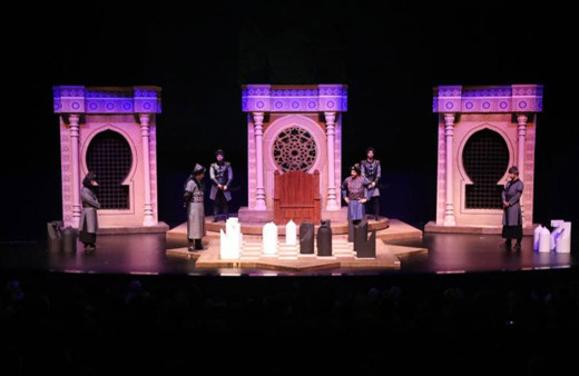 Konya Şehir Tiyatrosu, “Nizamülmülk” oyununu 15 Temmuz’a özel sahneledi!