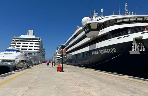 Bodrum'a üç gemi ile 941 yabancı turist geldi!