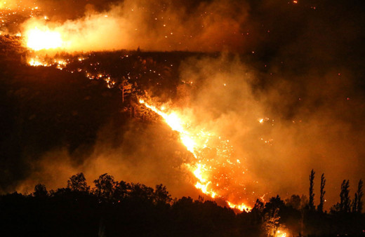 3 şehirde orman yangını sürüyor! Geceyi cehenneme çevirdiler...