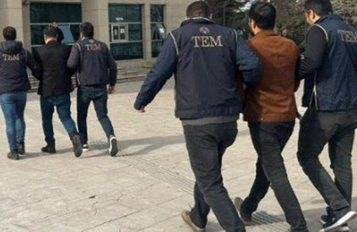 FETÖ üyesi tutuklandı, kara para aklayan yabancı uyruklu kişi yakalandı