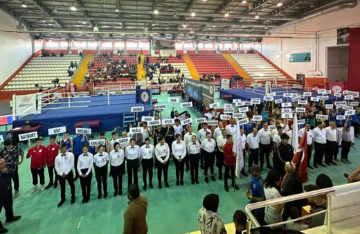 Kars’ta boks şampiyonası heyecanı yaşanıyor!