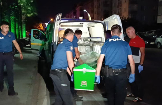 Kocaeli’de genç adam parkta ölü bulundu!