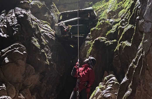 Antalya'da 50 metre derindeki mağaradan Murat 124 çıktı