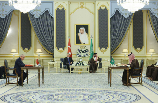 Erdoğan Suudi Arabistan'da! İşte Suudilerle imzalanan anlaşmalar Baykar SİHA satacak