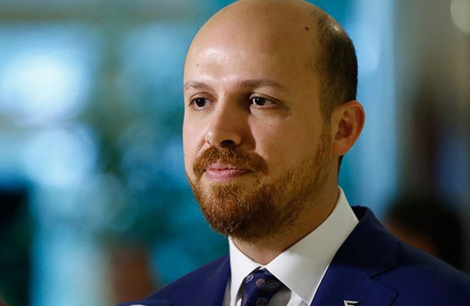Bilal Erdoğan'ın yeni imajı dikkat çekti! Suudi Arabistan'da babasına eşlik etti