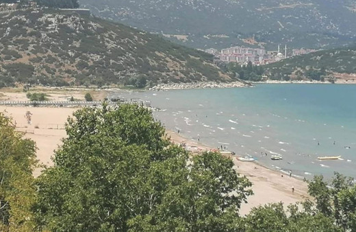 Eğirdir gölü 35 günde 11 santim azaldı! Kritik seviyeye 27 santim kaldı!