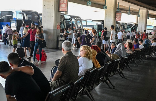 Uçak biletleri artınca, "Otobüsle Avrupa" yeniden tercih edilmeye başladı